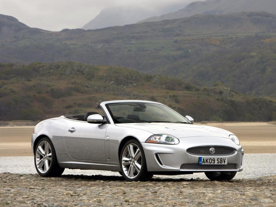  Jaguar XKR Convertible 2009 года  (UK) (фото 13 из 22)